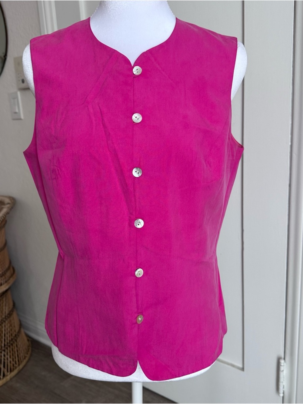 90s Bright Pink Vest with Mother of Pearl Buttons-Size 6